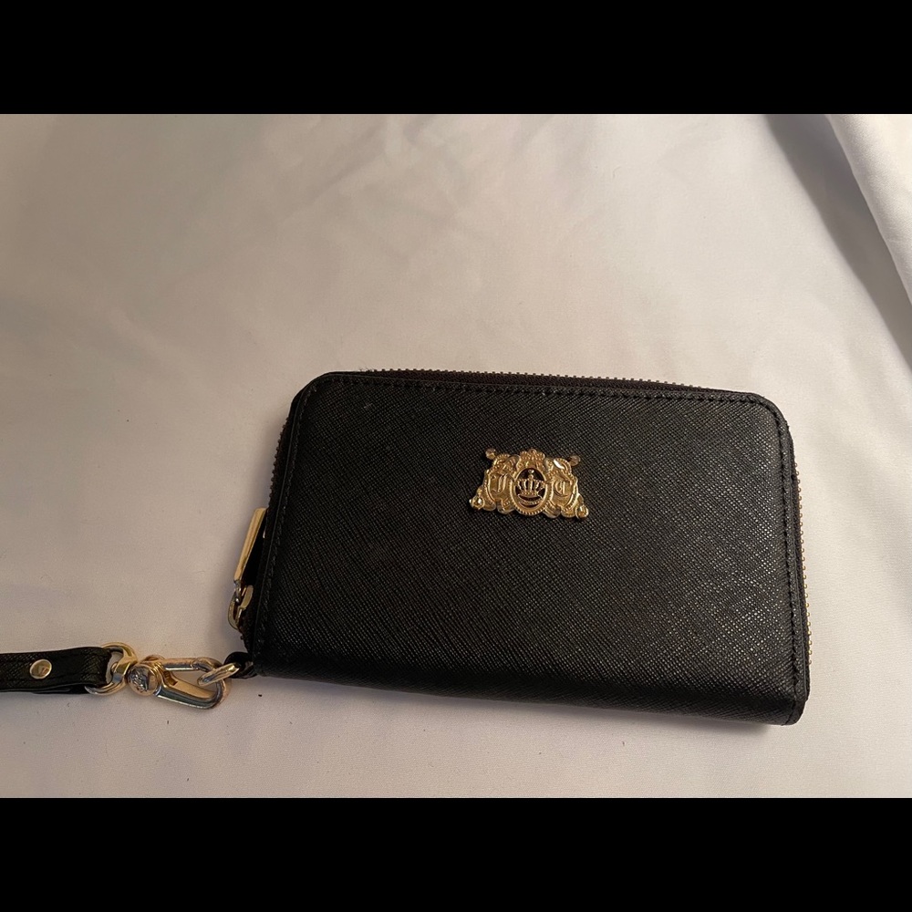 Juicy Couture wristlet